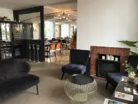 Logis Hôtel & Restaurant - les Bords de Seine Hotel a Giverny