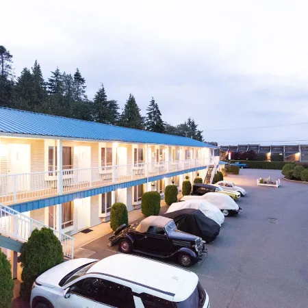 Ocean Crest Motel