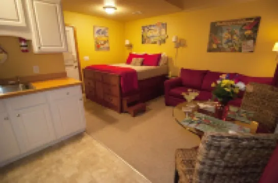 Oceanfront Margaritaville Cabana - perfect for 2