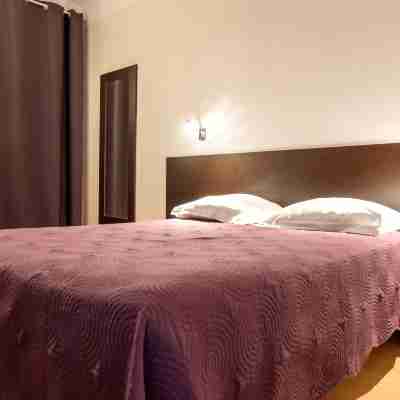 雅布羅羅吉斯飯店 Rooms