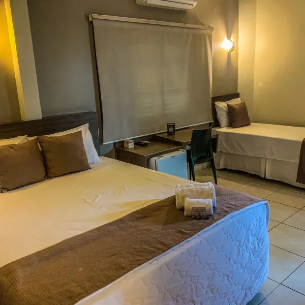 1 Rue Pasquet - A double room in the main house - Housity