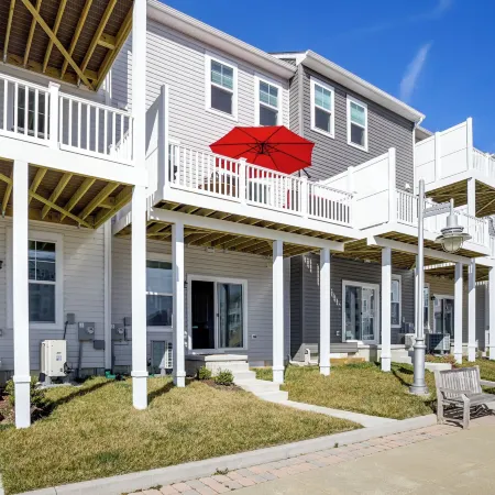 Walk to Dtwn: Waterfront Eastern Shore Townhome!