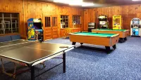 Nantahala Village Отели в г. Стекоа
