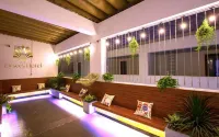 Elysees Hotel - parking