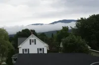 北峰汽車旅館 - 山景