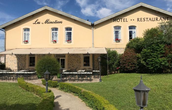 Logis Hôtel Restaurant les Minotiers