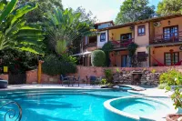 Pousada Vila Serrano - Pools