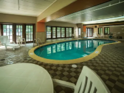 Spring House Inn Hotels in Porter