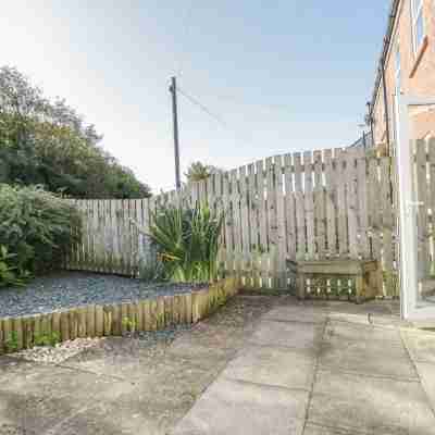 Rowan Cottage Hotel Exterior