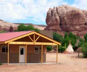 Bluff Gardens Hotels in Bluff