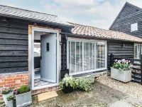 Freds Shed Hotel di Sutton