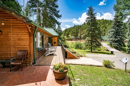 Colorado Bear Creek Cabins Отели рядом с достопримечательностью «Маунт Голиат Нэчурал Арея»