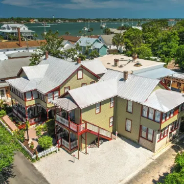 Victorian House Bed and Breakfast