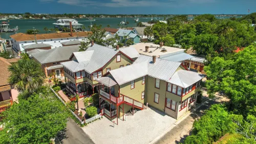 วิคตอเรียน เฮาส์ เบดแอนด์เบรกฟาสต์