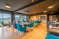 Logis Hôtels - le Belvédère - Hôtel 2 étoiles et Restaurant - breakfast