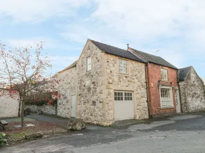 The Old Shop Hotels near Peak Rail - (Darley Dale,Station)