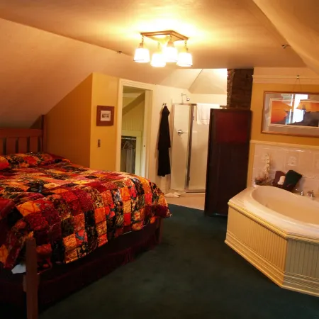 Alaska's Capital Inn Bed and Breakfast