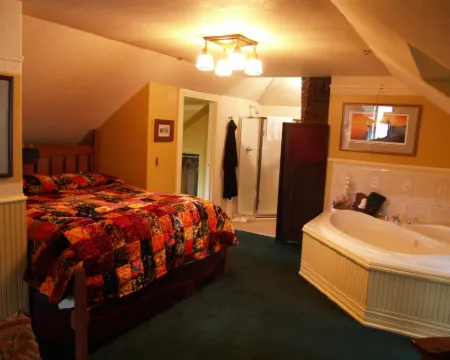 Alaska's Capital Inn Bed and Breakfast Hotels in Juneau