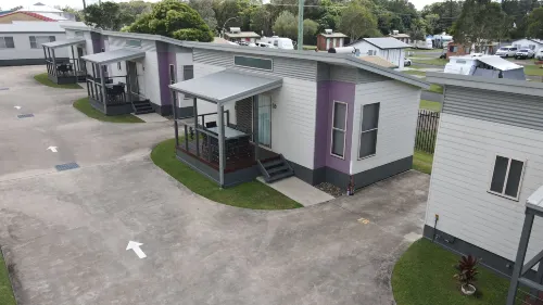 The Bowlo Holiday Cabins Hotels in Evans Head