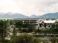 Surf Hotel & Chateau Hotels in Chaffee County
