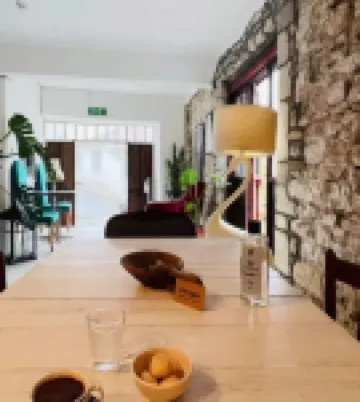 ห้องสีเบจ