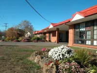 Ambassador Motor Inn Hotels in Delacombe