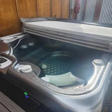 Urban Roundabout 2 Bedroom Home by Redawning