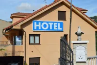 Hotel Alina Ξενοδοχεία στην πόλη 