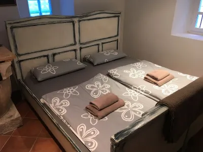 Authentic stone house. Roof terrace & sea view, Spacious & pet-friendly Các khách sạn ở 