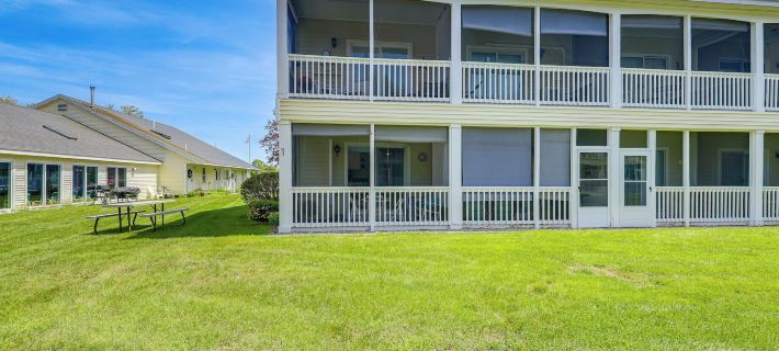 2 Mi to Drakes Island Beach: Condo w/ Porch! Hotels in Wells