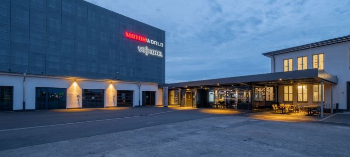 V8 Hotel Köln at Motorworld Hôtels à&nbsp;: Cologne