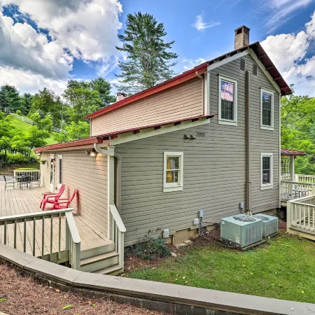 Fish, Float & Relax Fireside: Home Near New River!