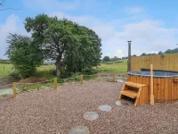 Heron Pod Hotels in Oswestry