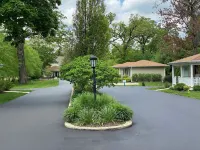 Seven Oaks Bed & Breakfast Hotels in Lake Geneva