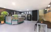 Living Hotel