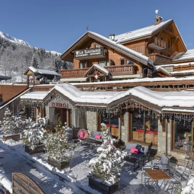 Hotel Eterlou Hotels near Courchevel 1850