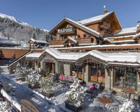 Hotel Eterlou โรงแรมในเมอริเบล