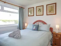 Crows Nest - Rhosneigr Hotels in Rhosneigr