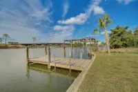 Waterfront Pass Christian Paradise 1 Mi to Beach - Wifi