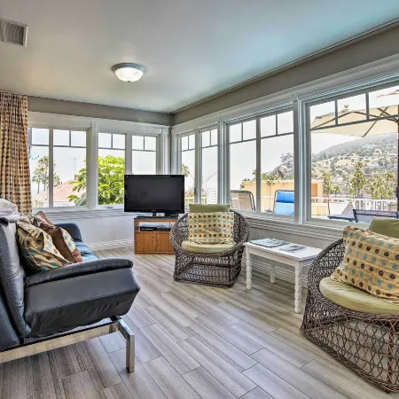 Ocean-View Home - Walk to Avalon City Center!