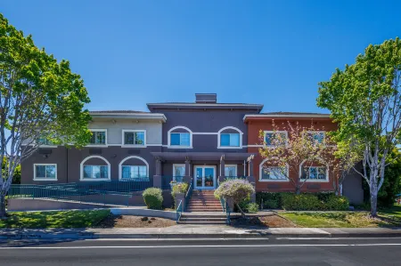 Holiday Inn Express & Suites MOUNTAIN VIEW SILICON VALLEY by IHG