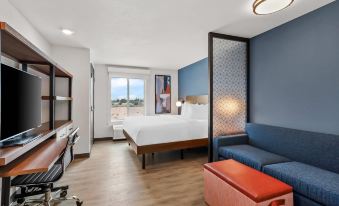 Everhome Suites El Paso Airport Near Fort Bliss