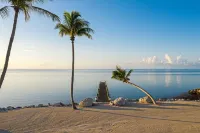 Grassy Flats Resort & Beach Club - View biển