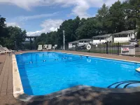 West Winds Motel & Cottages Hotels in Clayton
