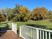 Outcast Landing - A Fisherman's Paradise Hotels in Wyldwood