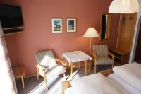 Pension & Fewos Fuchs Hotels in Hohenau
