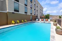 Home2 Suites by Hilton Gulf Breeze Pensacola Area فنادق في Gulf Breeze