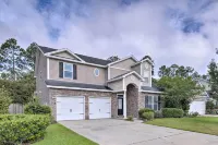 Spacious Pooler Home w/ Family-Friendly Perks - parking