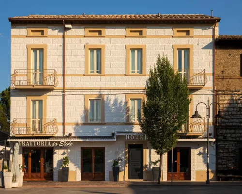 Hotel Trattoria Da Elide Hotel a Assisi