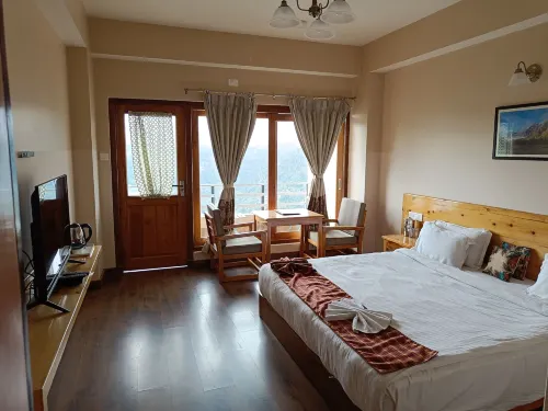 Hotel 100 Petals - Gangtok 12 Mins from MG Marg - 3-Star